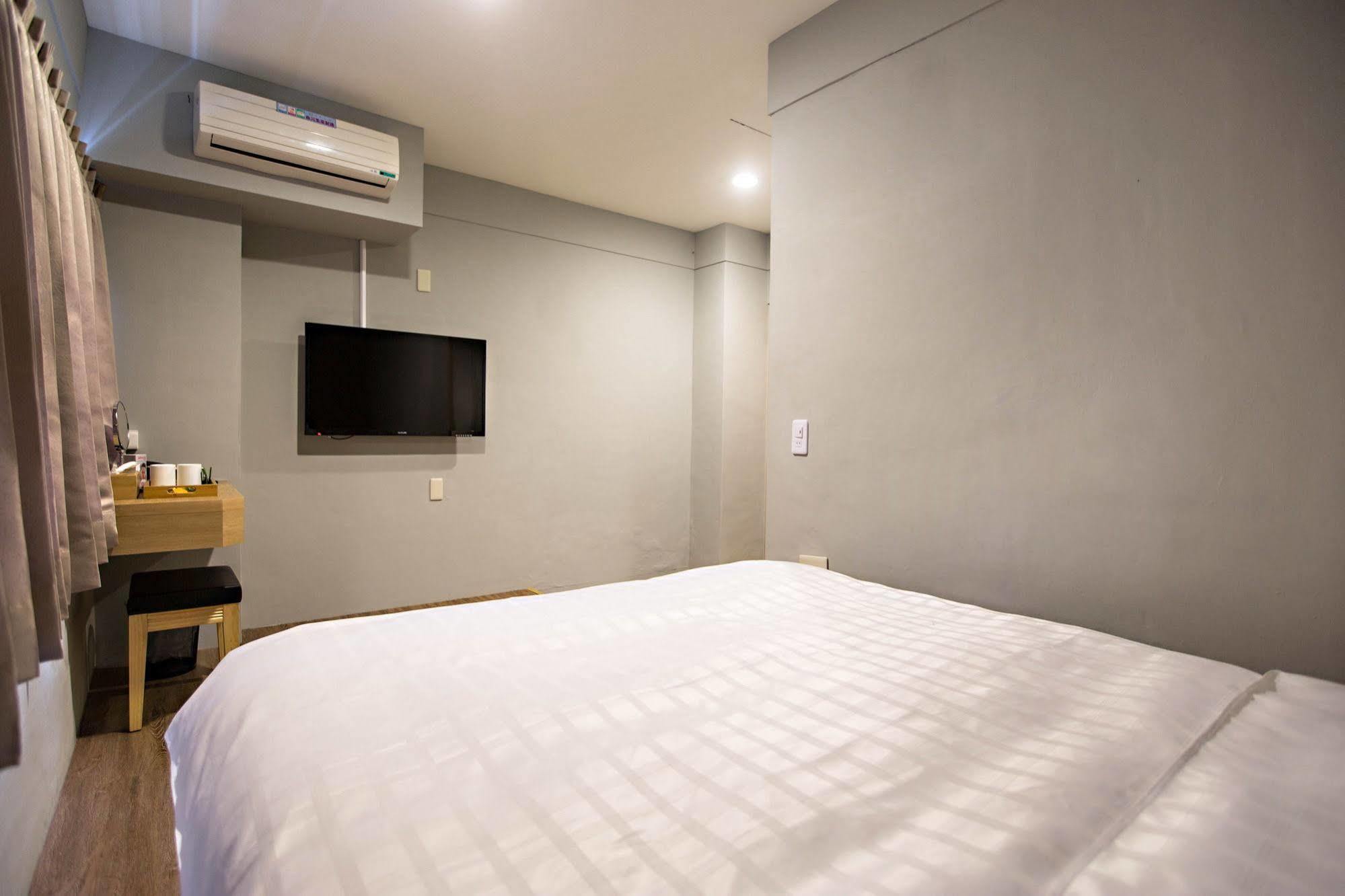 Traveller-Inn Day Moon Hotel Taitung Exterior photo
