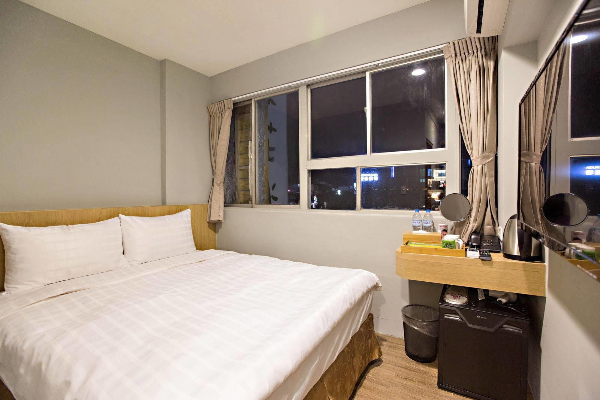 Traveller-Inn Day Moon Hotel Taitung Exterior photo
